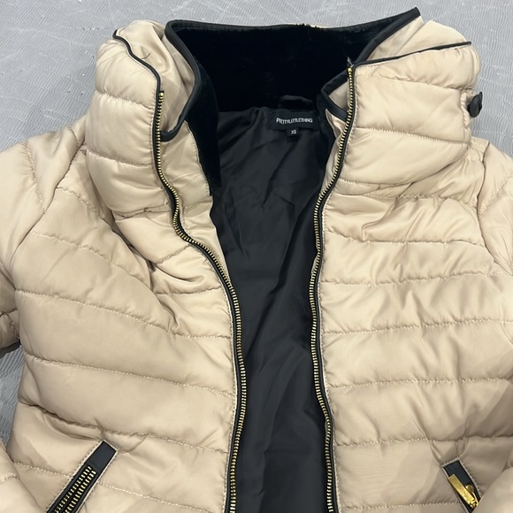Pretty Little Thing puffer jacket XS - Picture 3 of 3